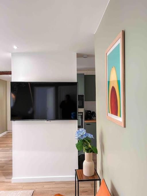 La Vie Est Belle A Montreuil Wi-Fi & Metro 9 Parking Gratuit Apartamento Exterior foto